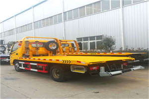 邹平附近拖车救援搭电